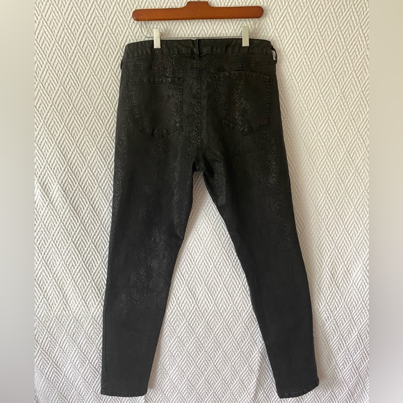 Nine West Jeans Black Python Print 14 - Picture 9 of 9